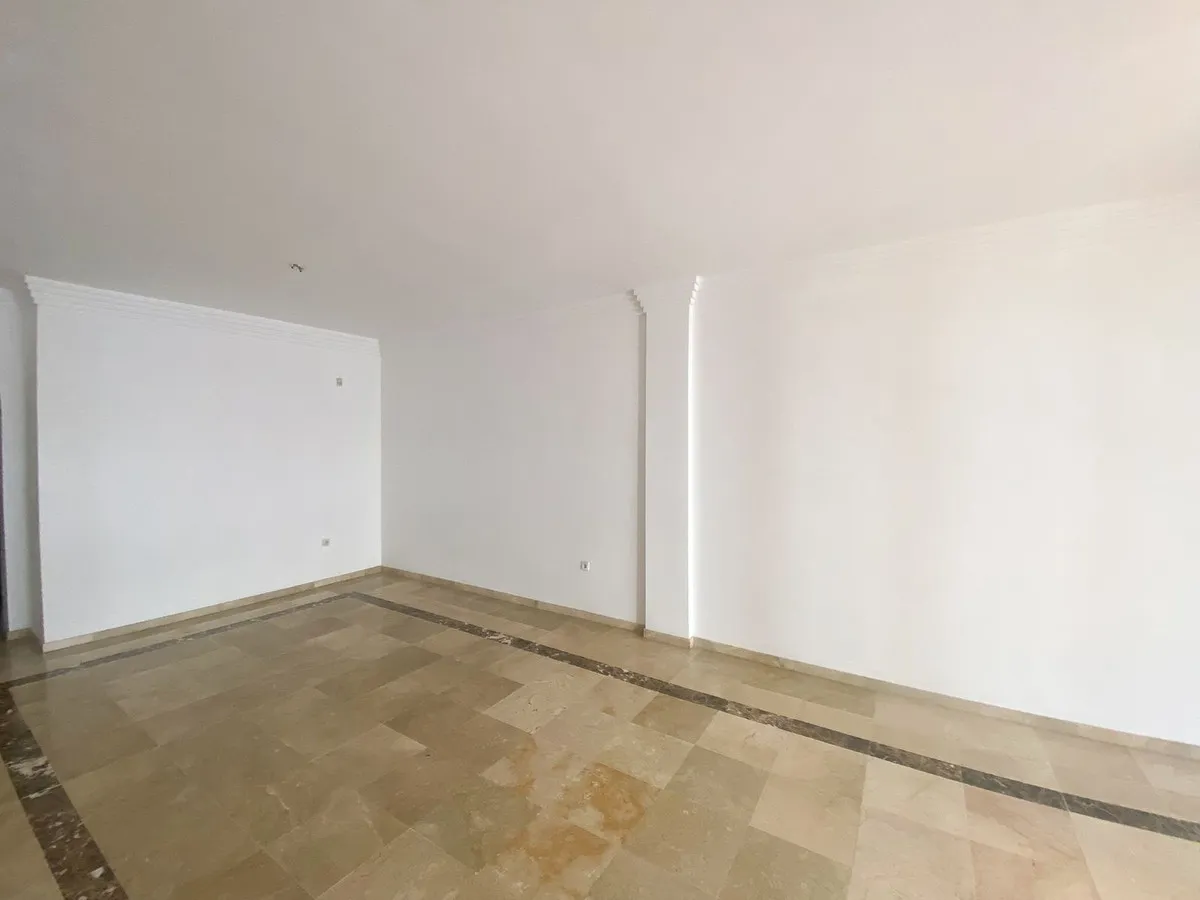 c04bbb10-90c7-4454-b8c6-6221b85bc931