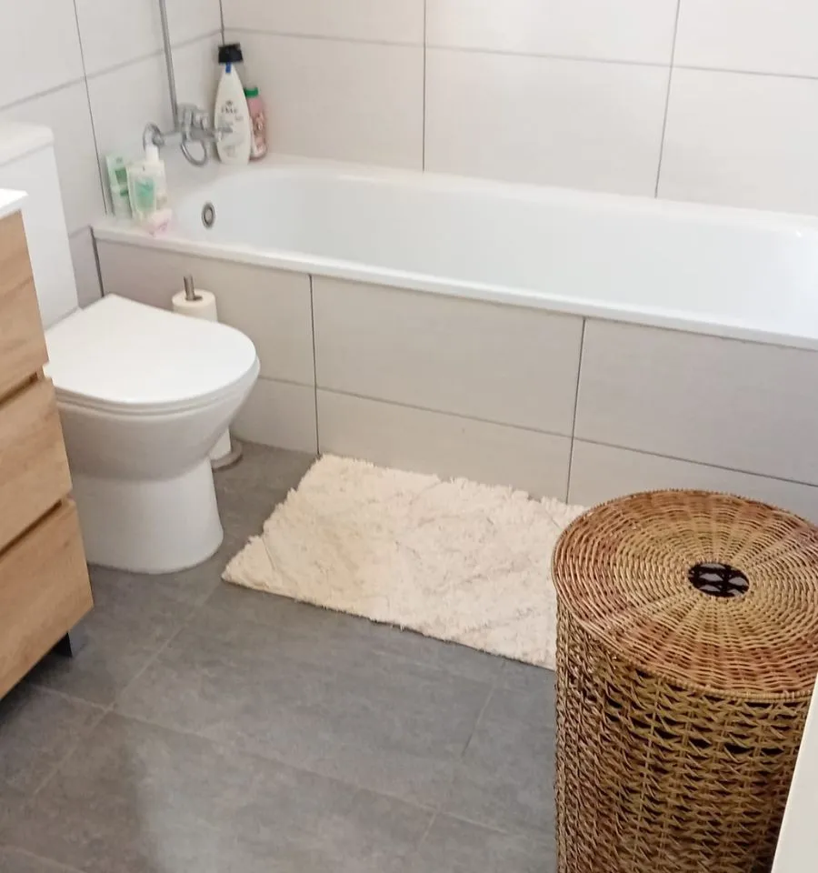 501637a0-7317-4174-a77a-69f3f03dbd3a