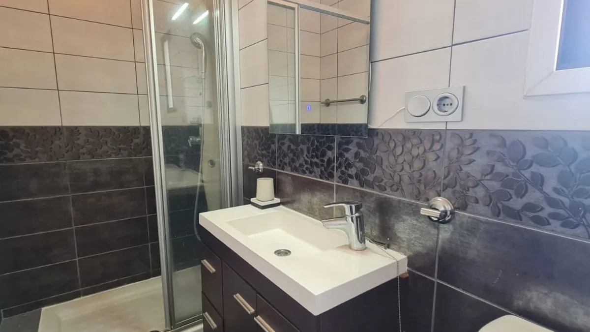 c6694819-c44c-4058-8a64-1b5addbf44b8