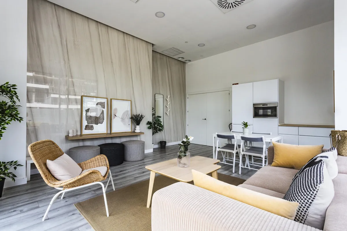 70ec43c4-6da4-4419-a4d4-0d858a250c58