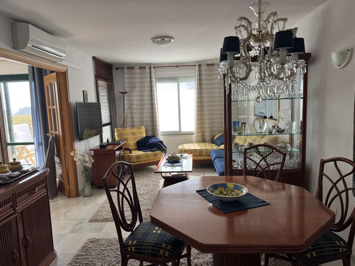 59ce18fa-129d-49b5-ad05-602873cb550b