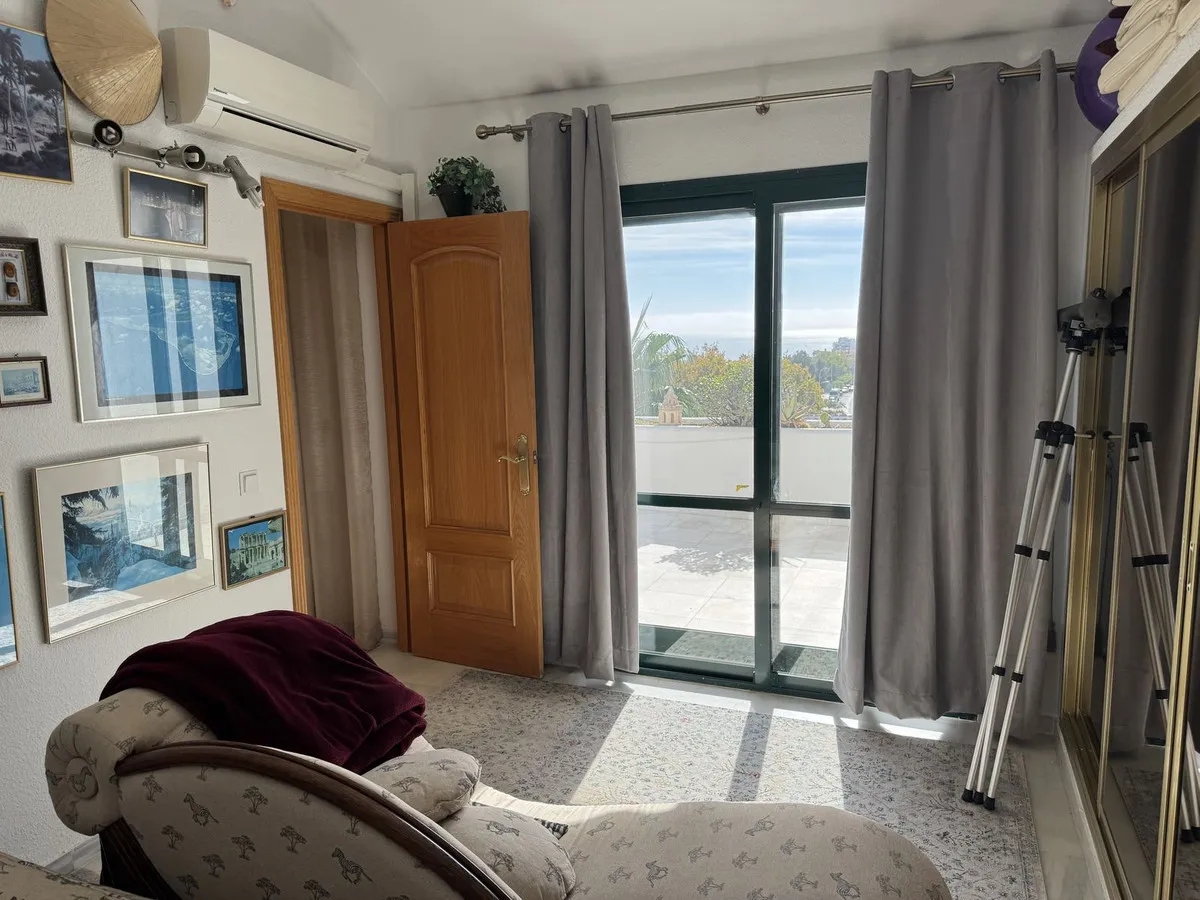 5fa7a9f1-d662-4a62-a9d7-7ff2dbcfd9e8