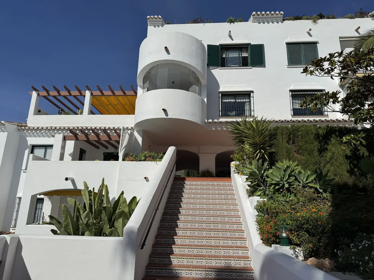 7d1c986a-ab6f-41b6-830c-50587351432c