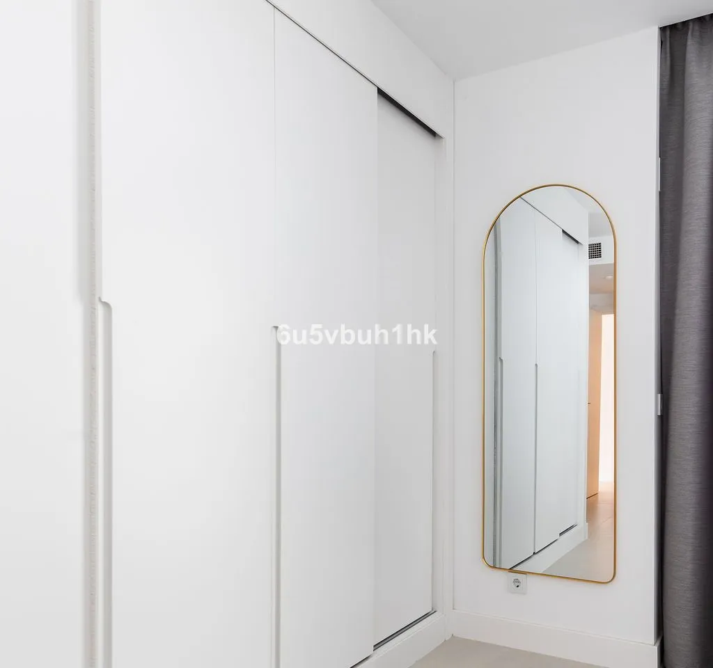 7bbbabf7-285a-48e1-aaa1-8aed533b8694