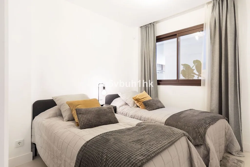 c9d6a982-f925-4cf4-b21c-90e719dfd734