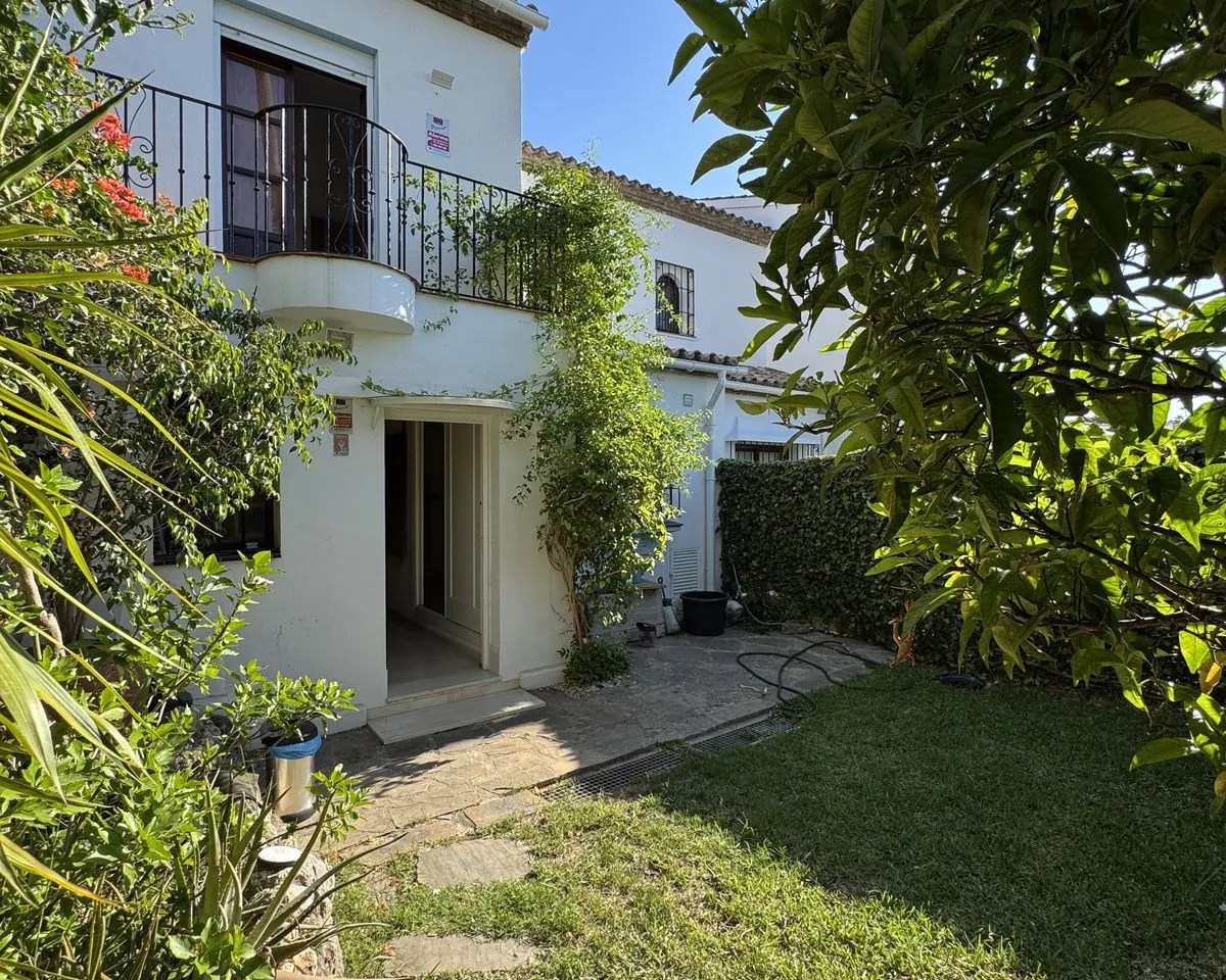 2ae15dae-c65d-4258-8c66-a0dc4975330b