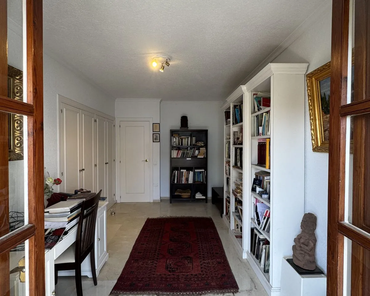 62f5fedf-353a-440d-8e7a-eed4842ce42c