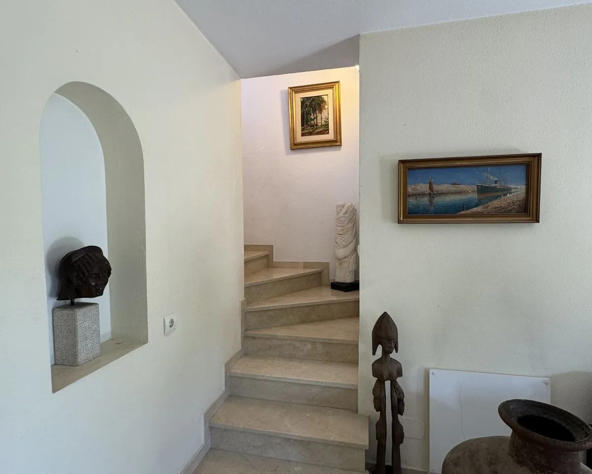 d81cbc12-cf6e-4882-8da2-74864bc726d2