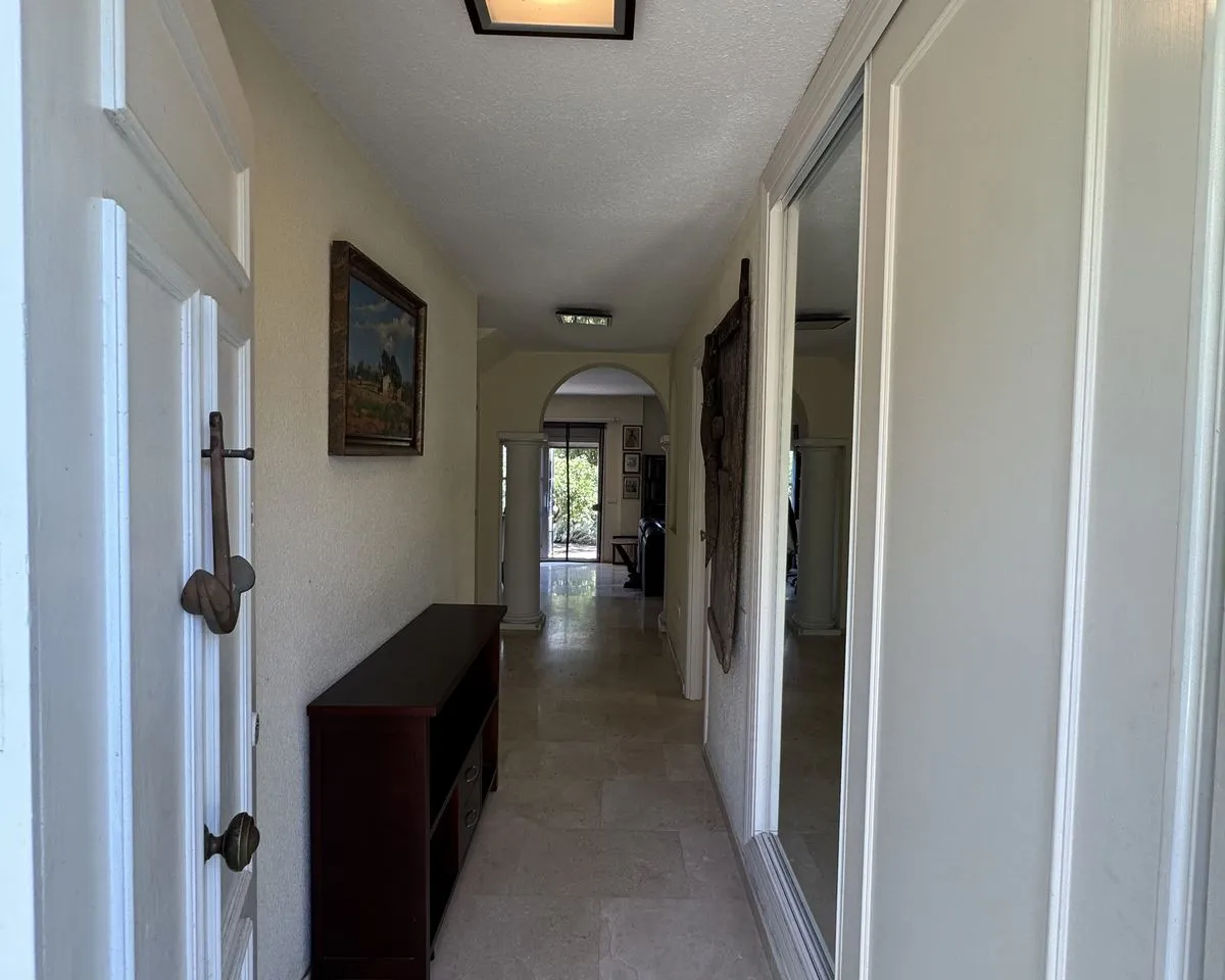 fefc17d3-0595-4013-a32a-f7a55255314d