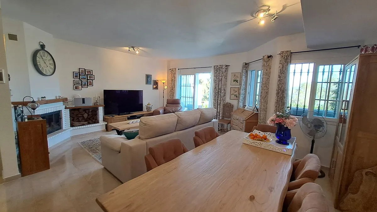 74370d78-fe46-4508-ace4-8594e1428ba0