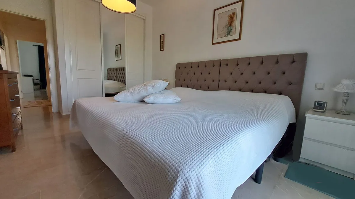 79823576-3383-49ea-8715-052d869eded6