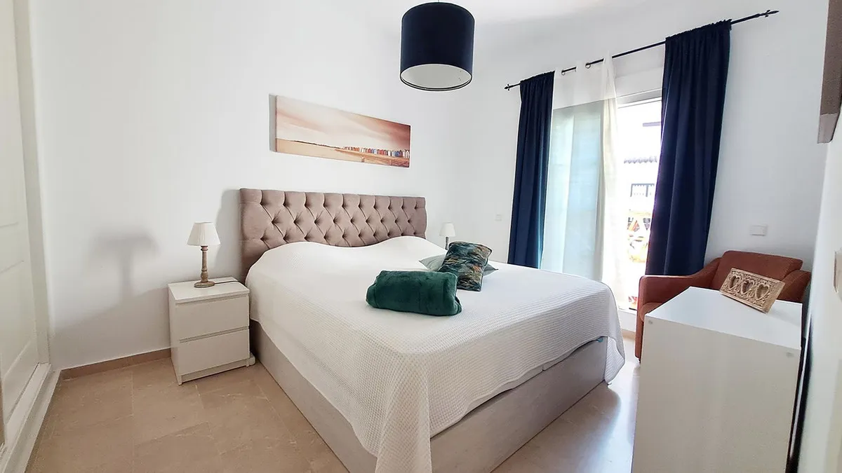 a101aba6-bab6-44e1-87a2-665a07f16408