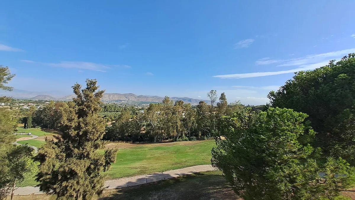 a7da9bd8-cca6-4e4a-bb7a-cff046b050e7