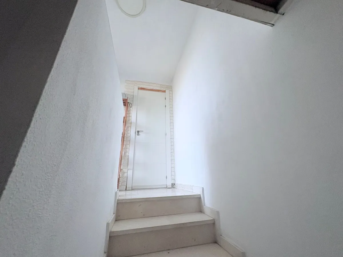 fde71a52-c87d-4d25-bef7-ae7c03e8d9a3