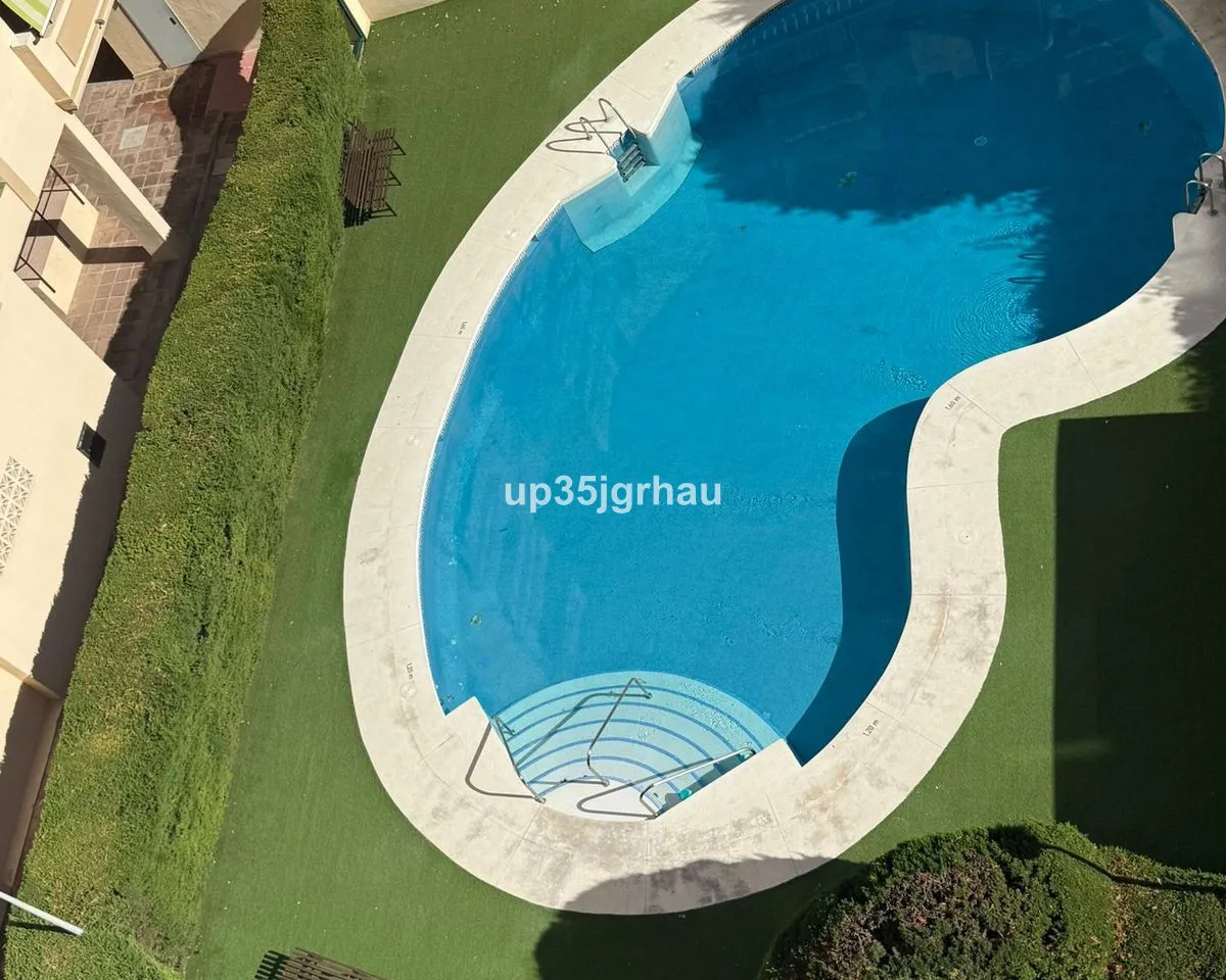 13a34756-5a95-412f-af2f-9091563d9f3f