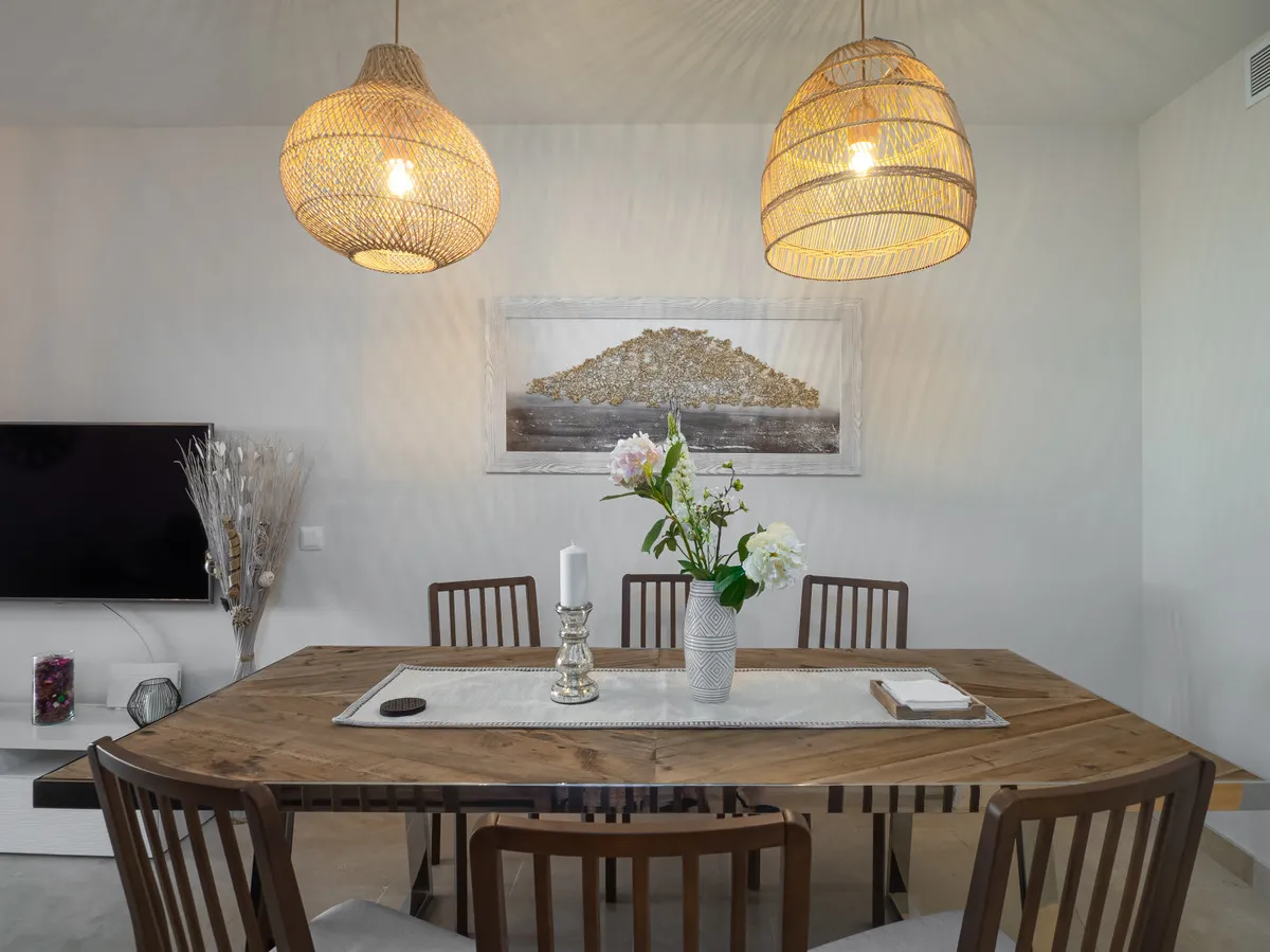 363b8f17-98ec-4727-bcfa-4e6c07ff3354