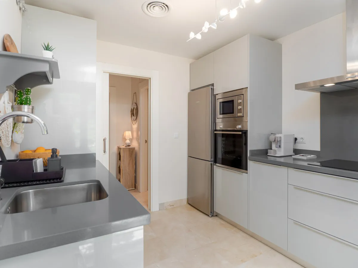 6a8f80d3-409f-4c5f-b518-660721799a6b