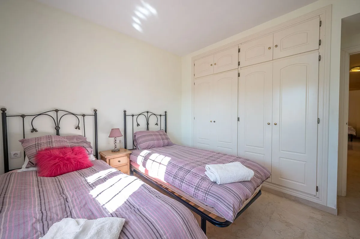 0fbb99c7-2acf-4030-aeb9-ed6dc3ceeb82