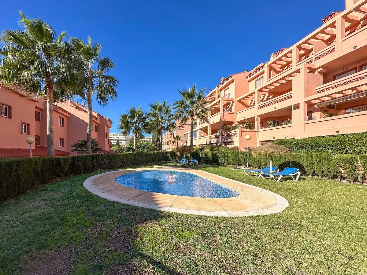 10eb3233-fe27-4977-b508-adf1cb3e35d9