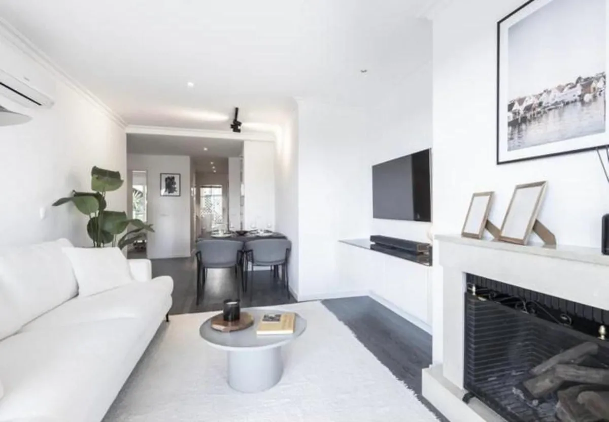 e848b300-9c06-4c0c-98a6-bafe1c50df7e