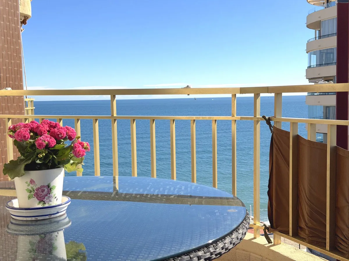 ea94525c-e9f3-4952-83b5-9a5e8467dfa3