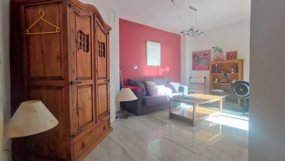 62f61f10-63c9-4afe-9563-f0c283490576