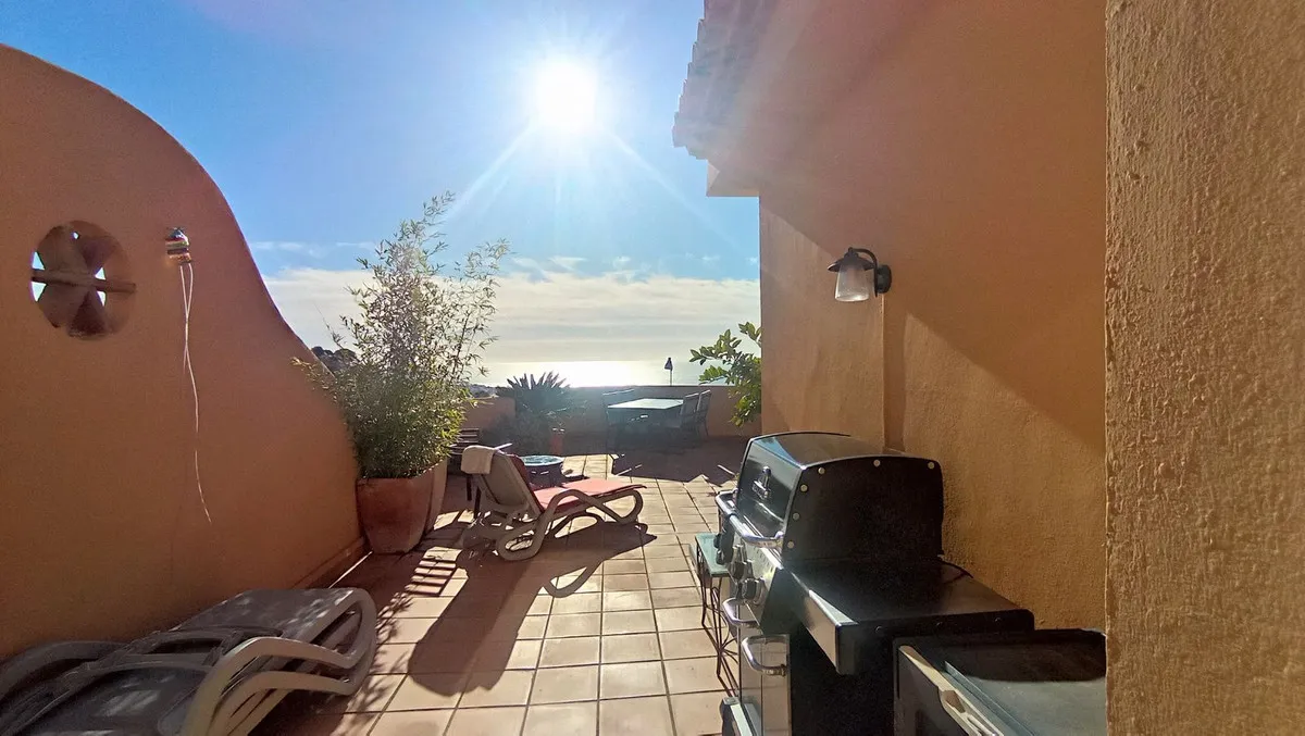 6a6d63a3-9cd0-4915-bb1a-440704beeb95