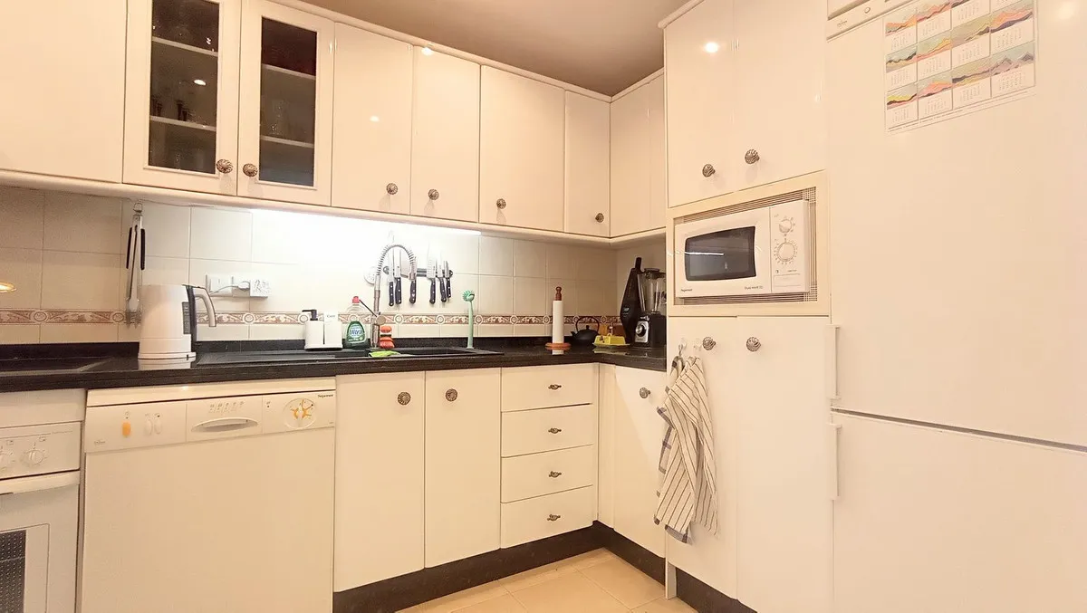 d32169c2-e065-43cf-9af6-5f07f370219f