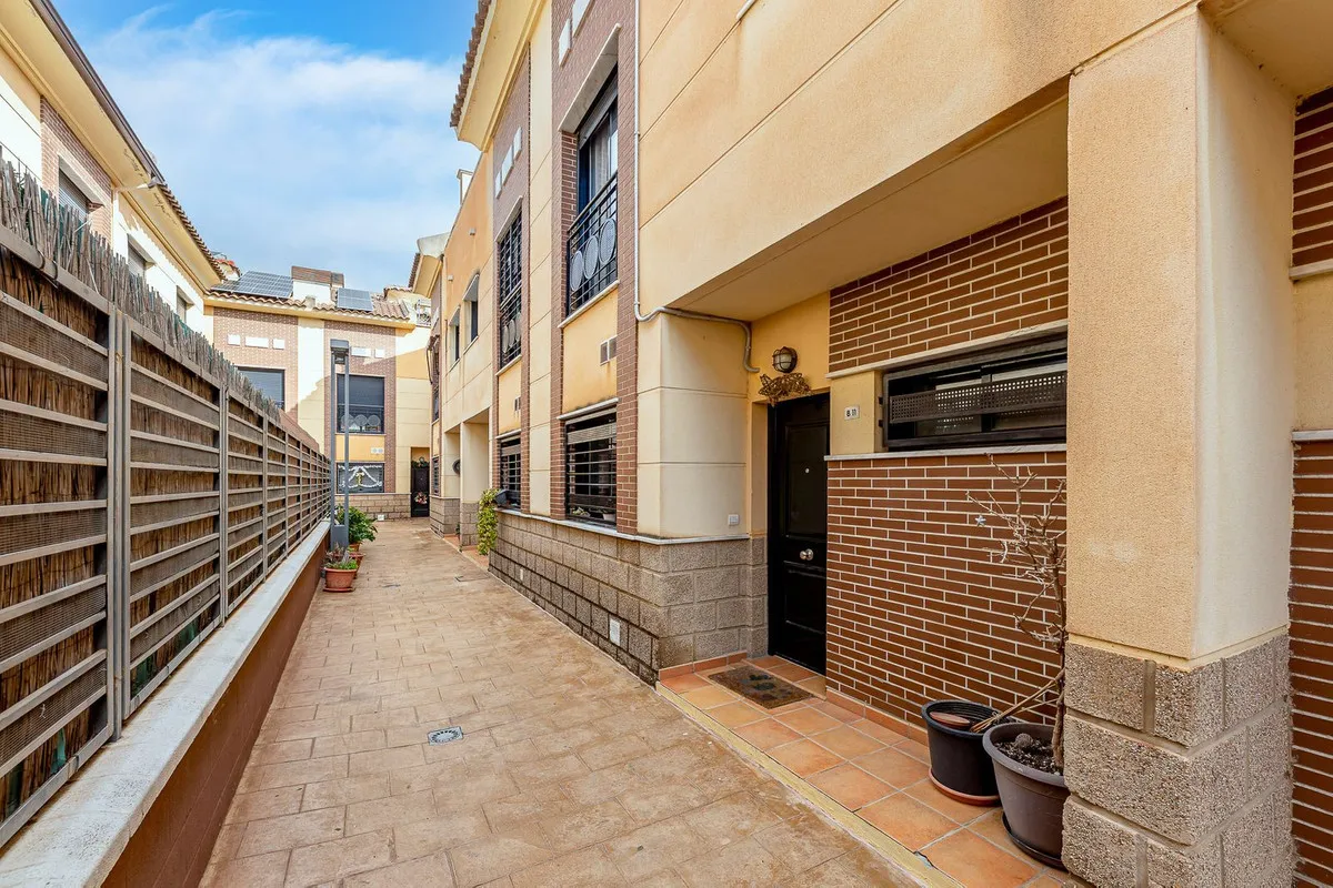 63938a26-43b5-4f16-97f8-a64599d522fe