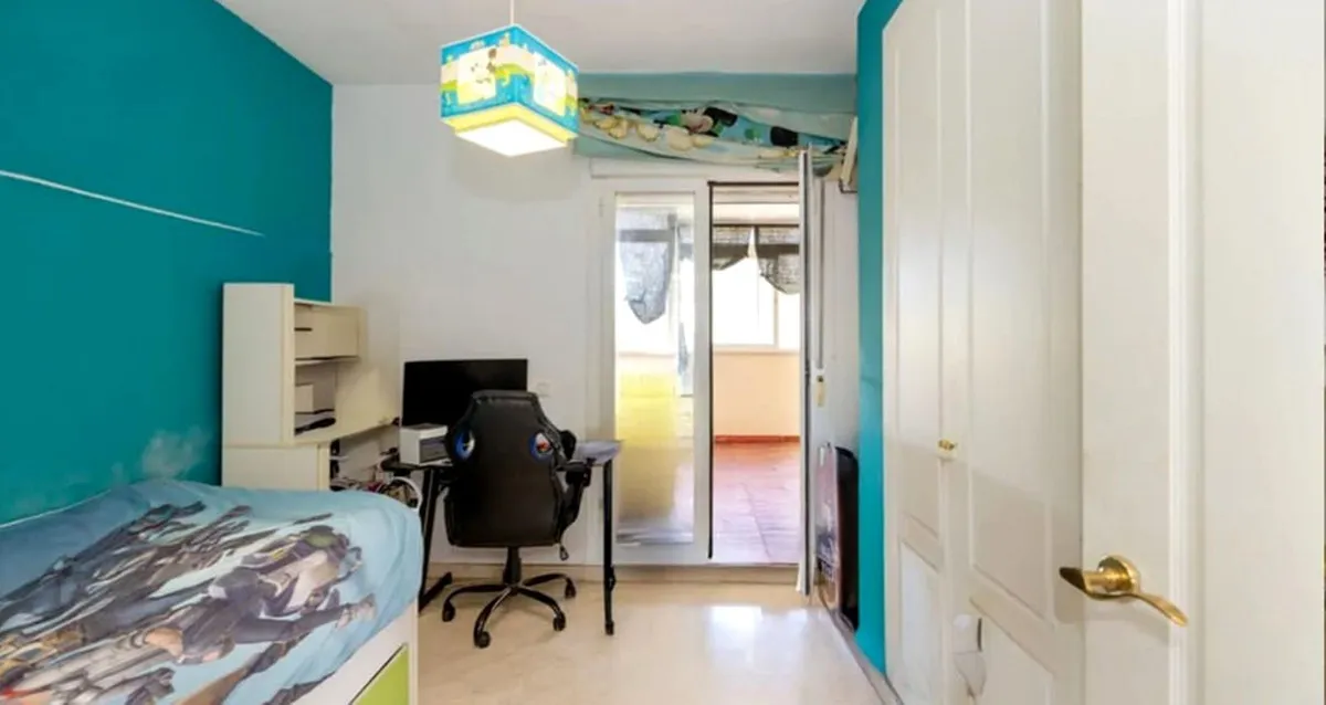 2c51c915-fc56-46c1-b1ea-d5d89818fed1