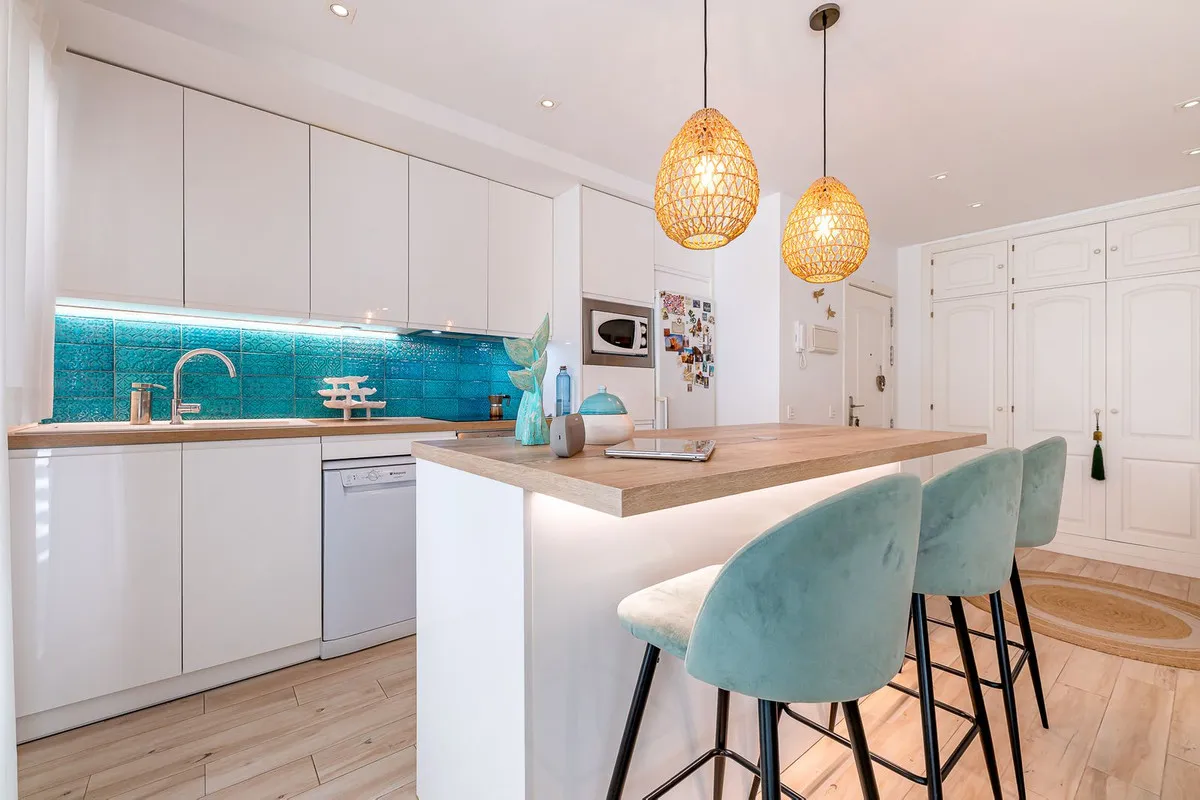 1a80e077-c9b0-4153-976f-8e6d7767fb5b