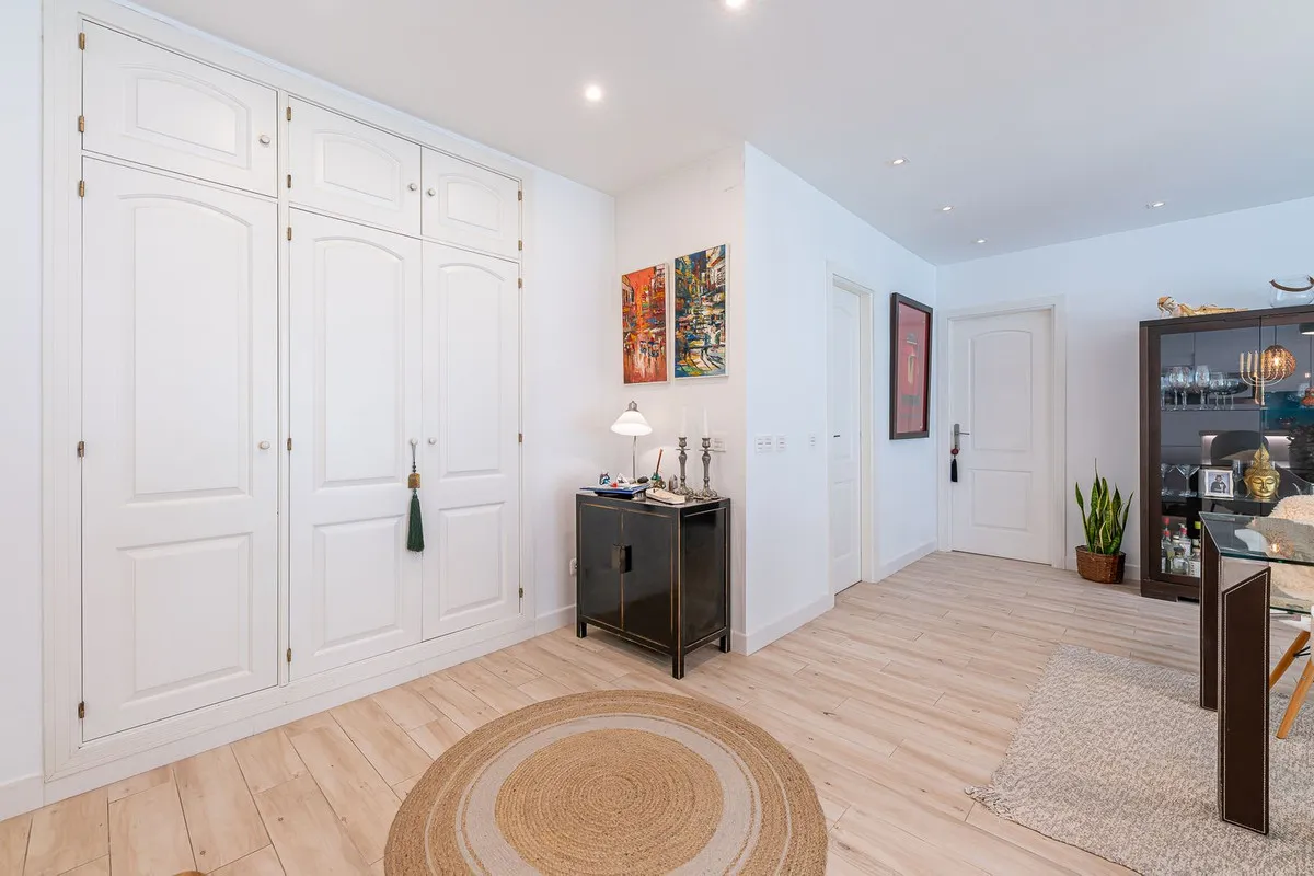 86d9cde1-aa33-4e55-8c2e-09b7ce3a3b96