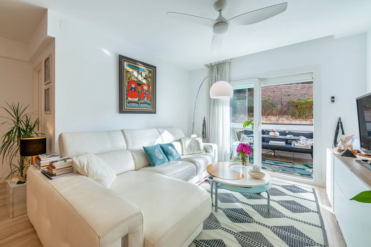 87547d44-2a1b-4119-85d4-b5b5ce80f9a6