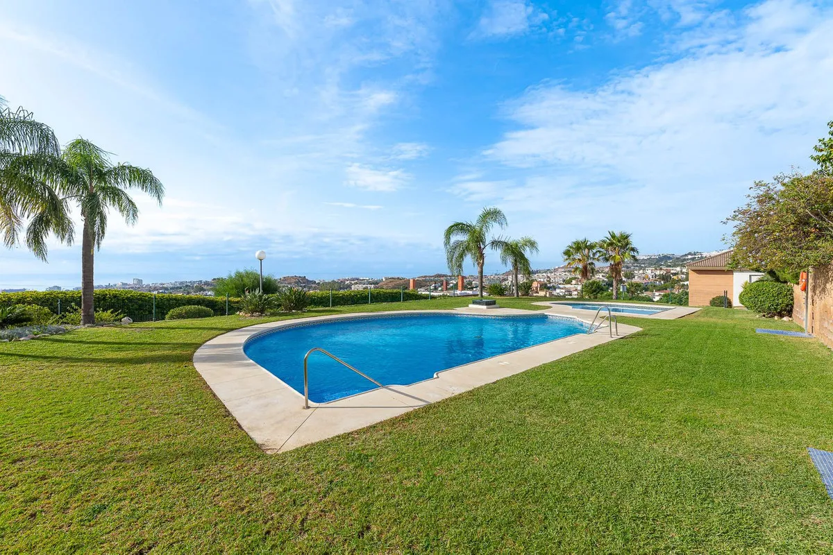 998ec730-1998-4958-b049-08ecef7b3c5a