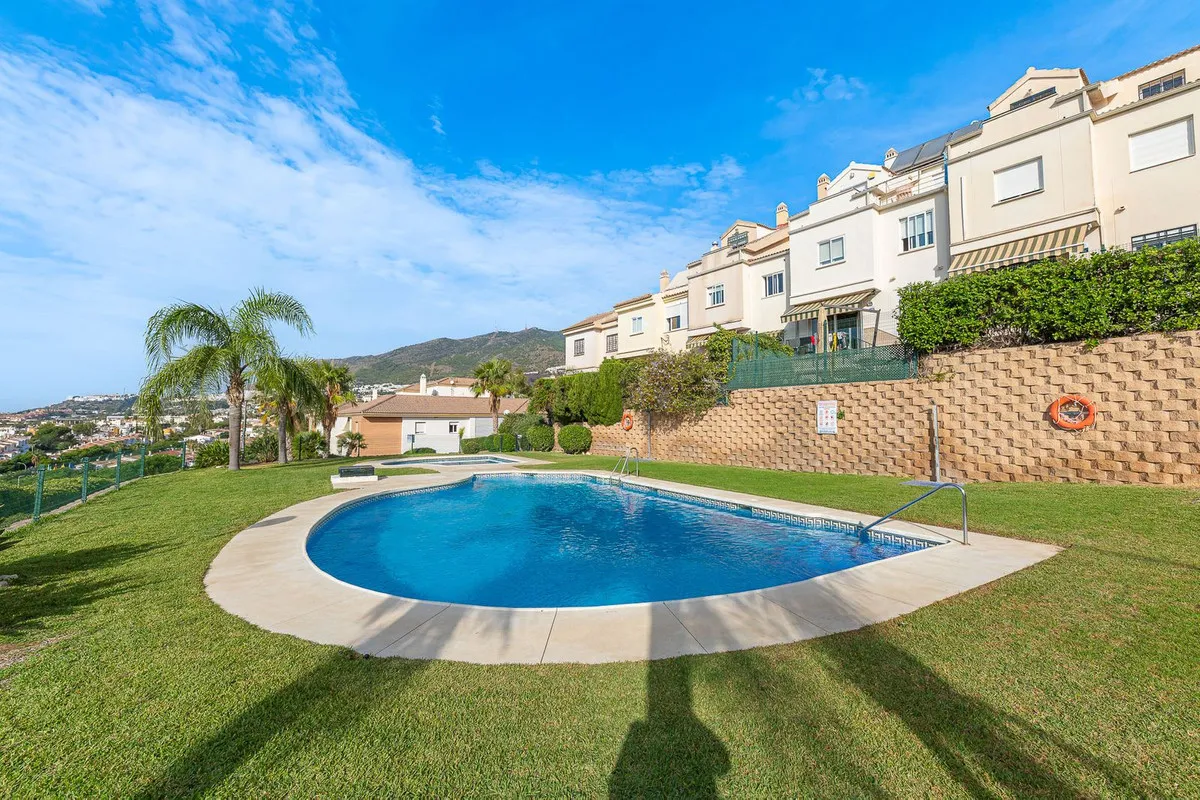 ab40b7df-c346-4b87-8762-5b4681dd6b64