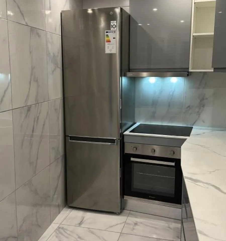 b8b7ae7b-cb8e-43d8-87da-80356d0b0d5b