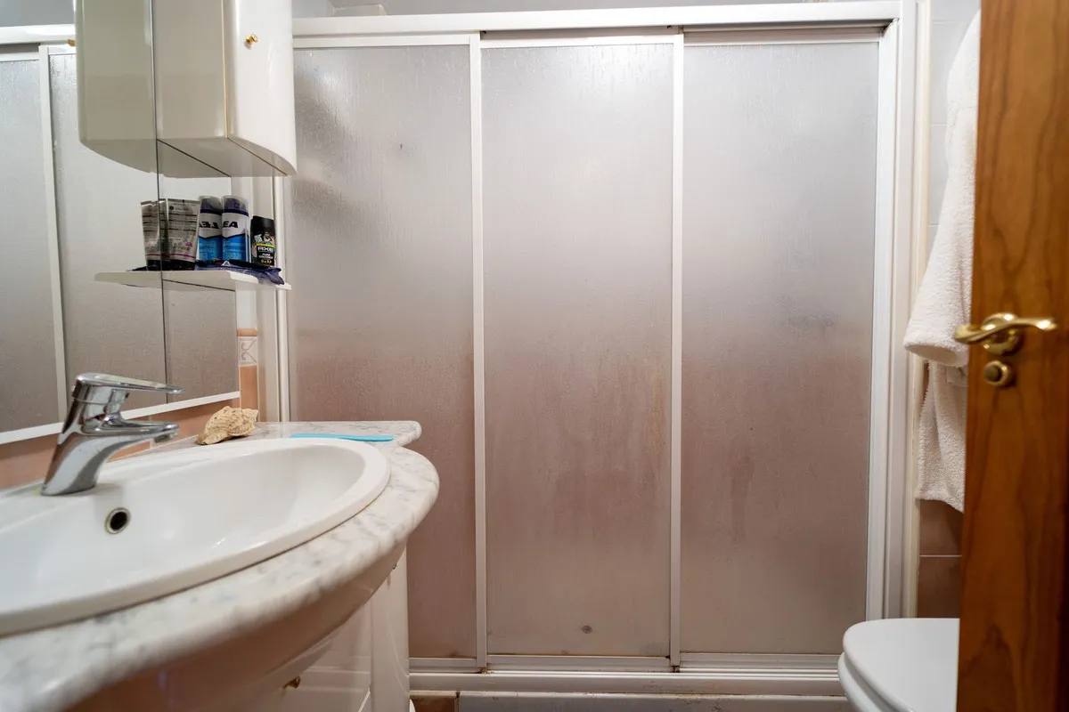 d982f814-b3db-4368-85c8-f2639ea3d32f