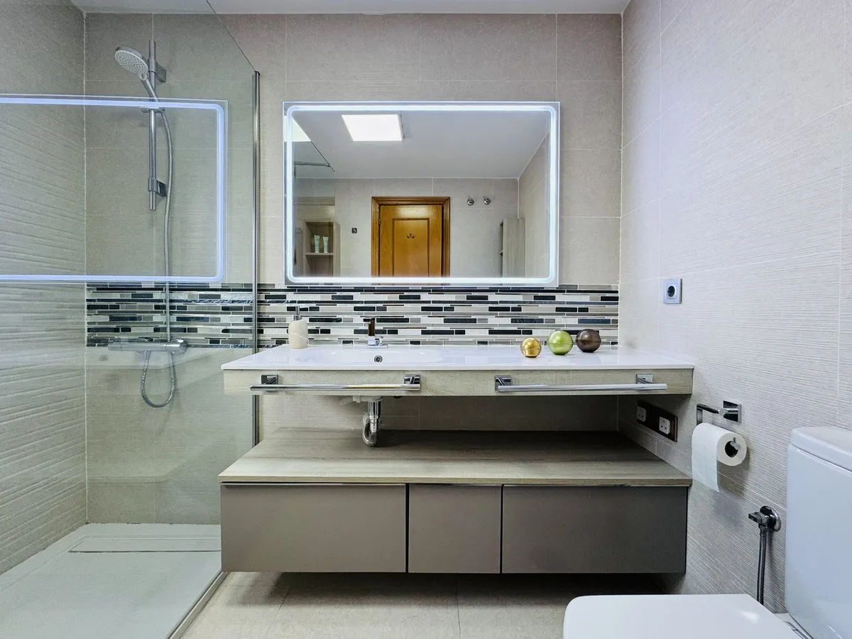 4cbcef54-dc67-4b40-a53a-7f5021b744d4