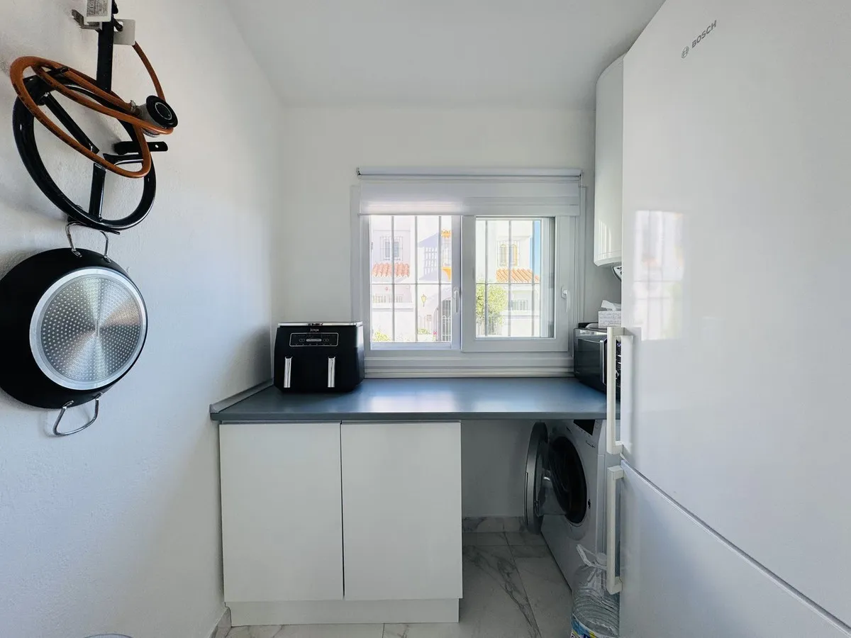 b2e967a7-afb2-4e2c-8829-5fac2b168787