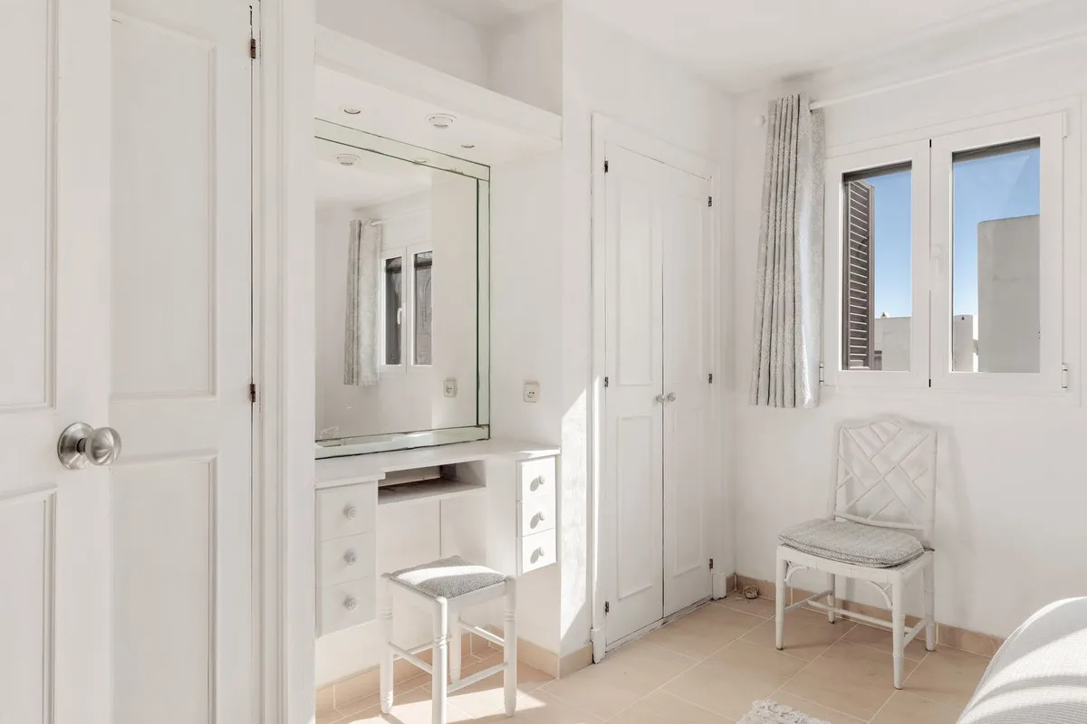 81350621-d605-4d0a-b187-9a17084974a3