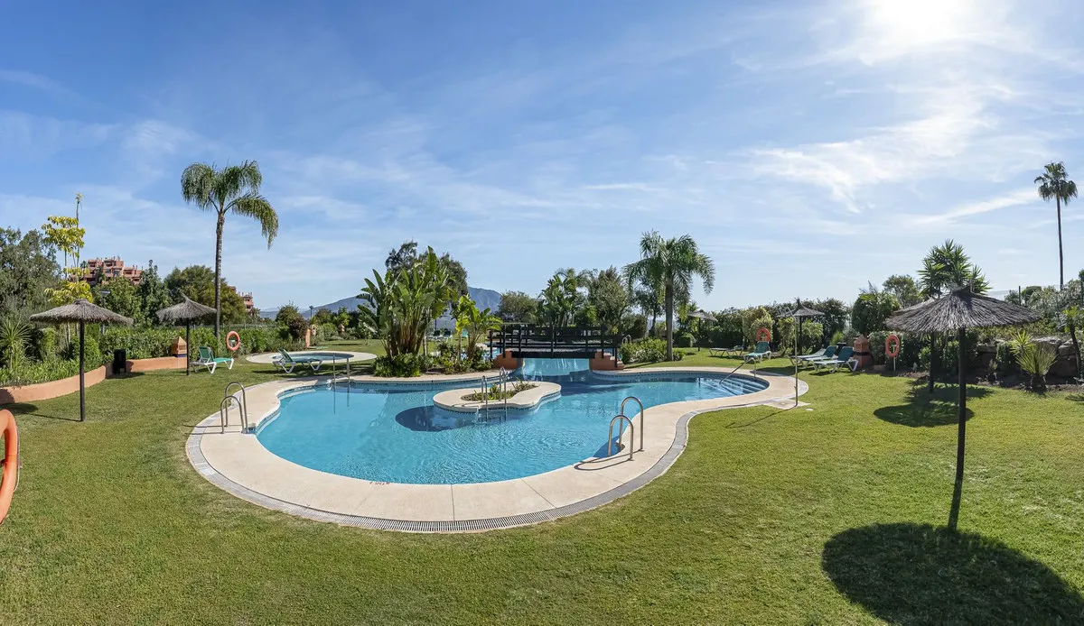 0ac616d2-2d15-4fdd-a5d3-29021c03aedc