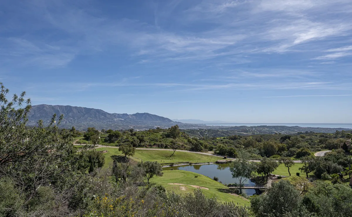 0efba39b-c0c0-4fdb-9667-f6eac888d67c