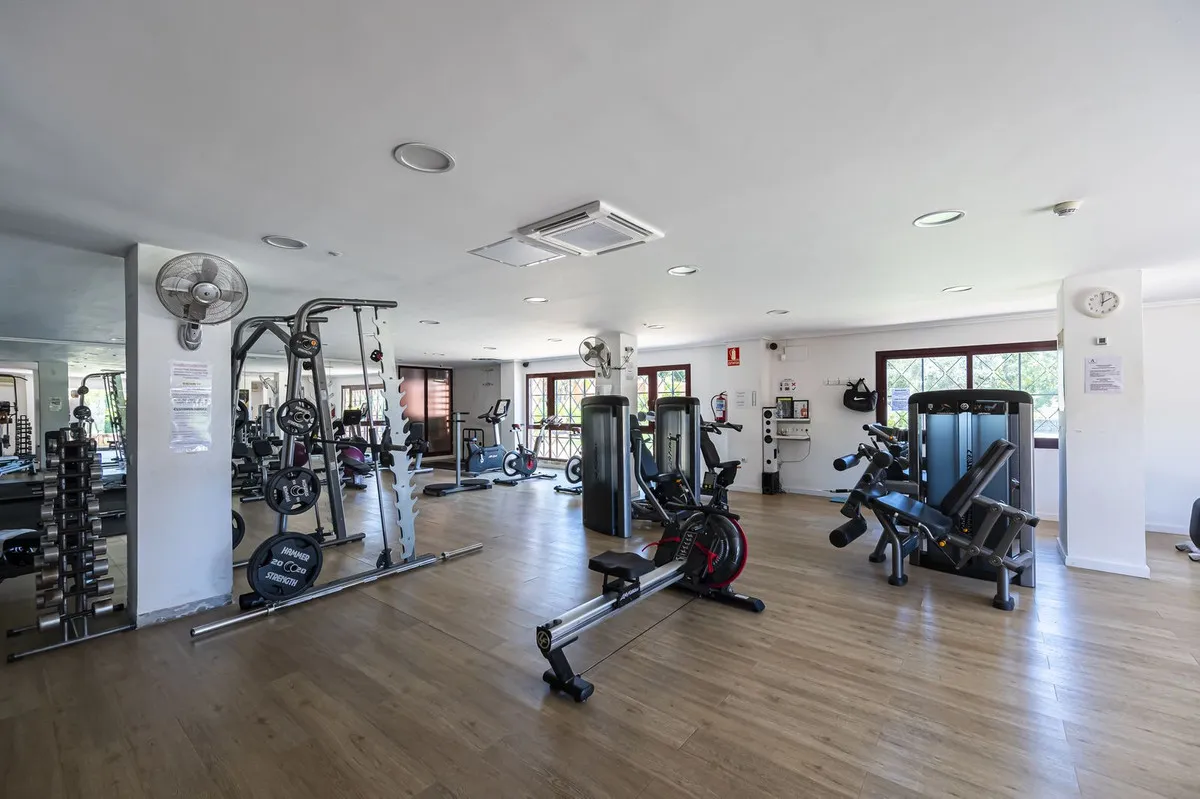 2fed2b82-7bd4-4e69-9358-41967e9c565c