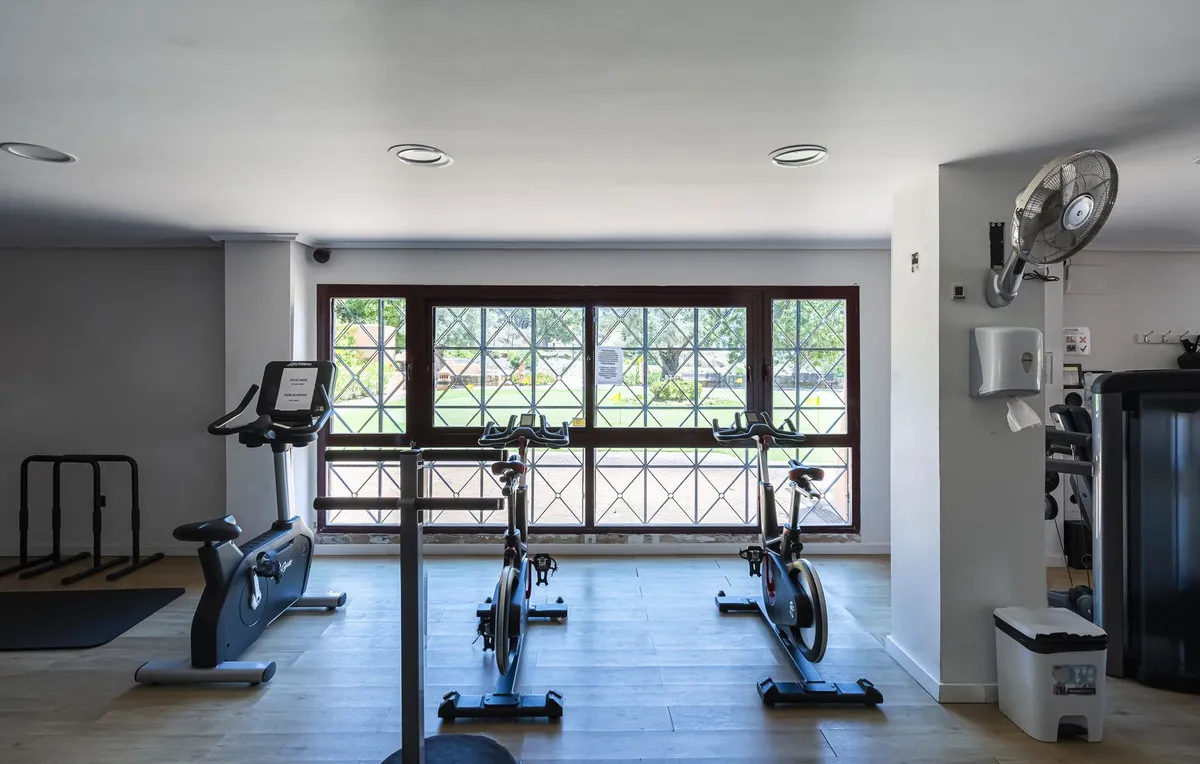 4359de16-c08c-45a8-b72d-32035ed093d2