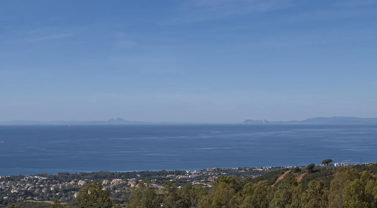 4eb7aea6-8881-44ee-81e9-8b129b4b1dfd