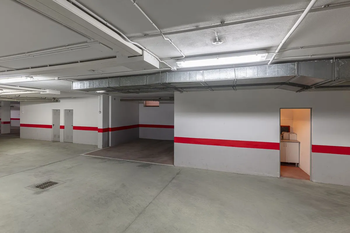 79eab39d-ef3b-438c-b176-1ad5b4b94b52