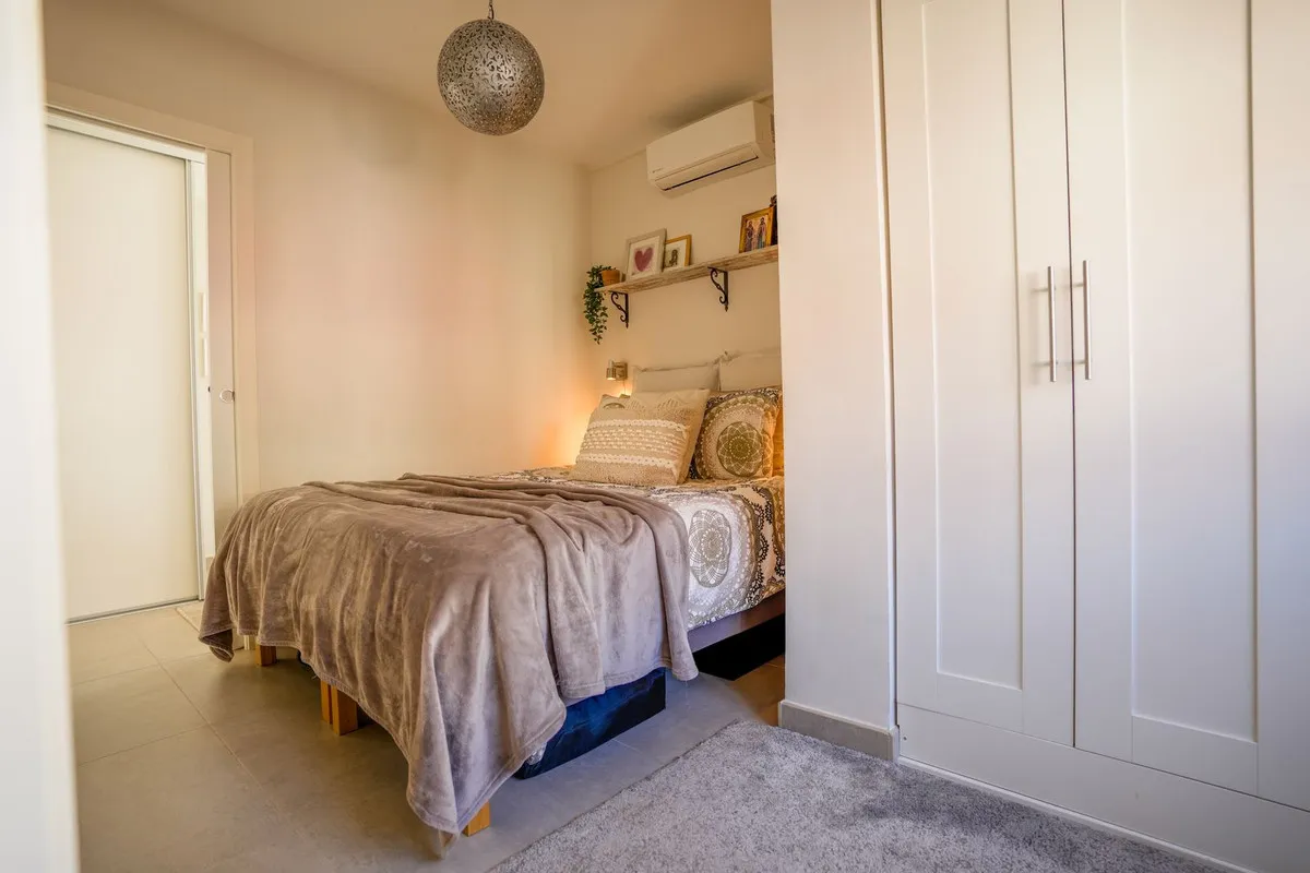 d6f512bb-98d4-491a-9ad8-ab75df05f215