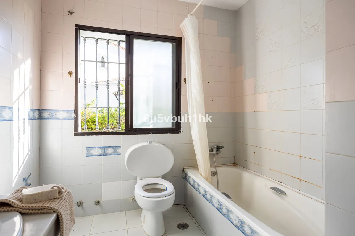 d4d6fd2e-c39a-42d1-bf66-7736d5b75ad6