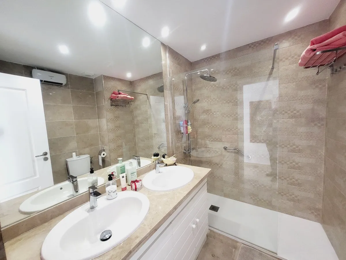 7dd1e30c-32e5-4c79-934b-cdcc4bee4183