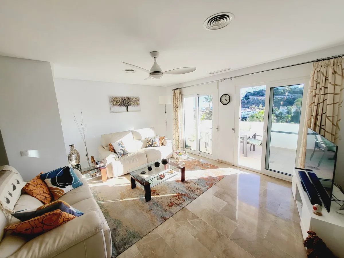 b1ad85f6-c639-4d8e-b031-3f3dc2fca36e